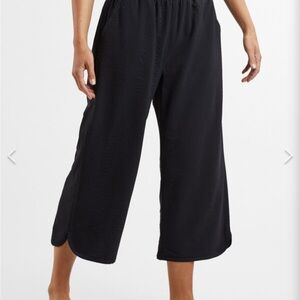 Title Nine Black Slaycation Wide-Leg Cropped Pants